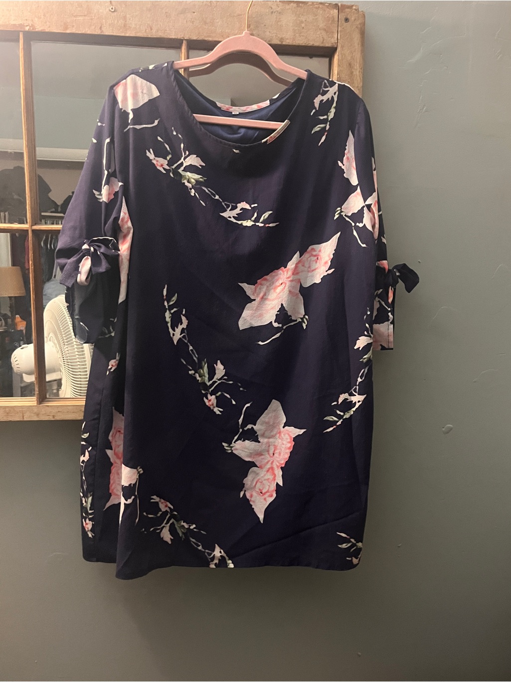 Floral Tie-Sleeve Navy & Pink Women's Dress